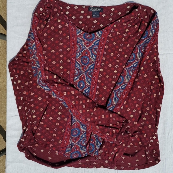 🍎2 Items/$12 LUCKY BRAND Soft Stretch button cuff shirt in size Large - Picture 7 of 7